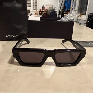 Off-White Manchester Sunglasses